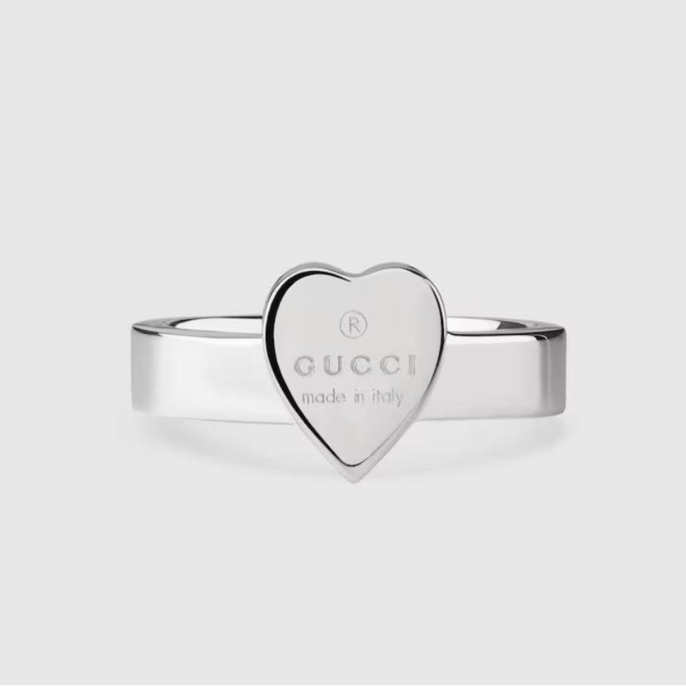 Gucci trademark heart ring